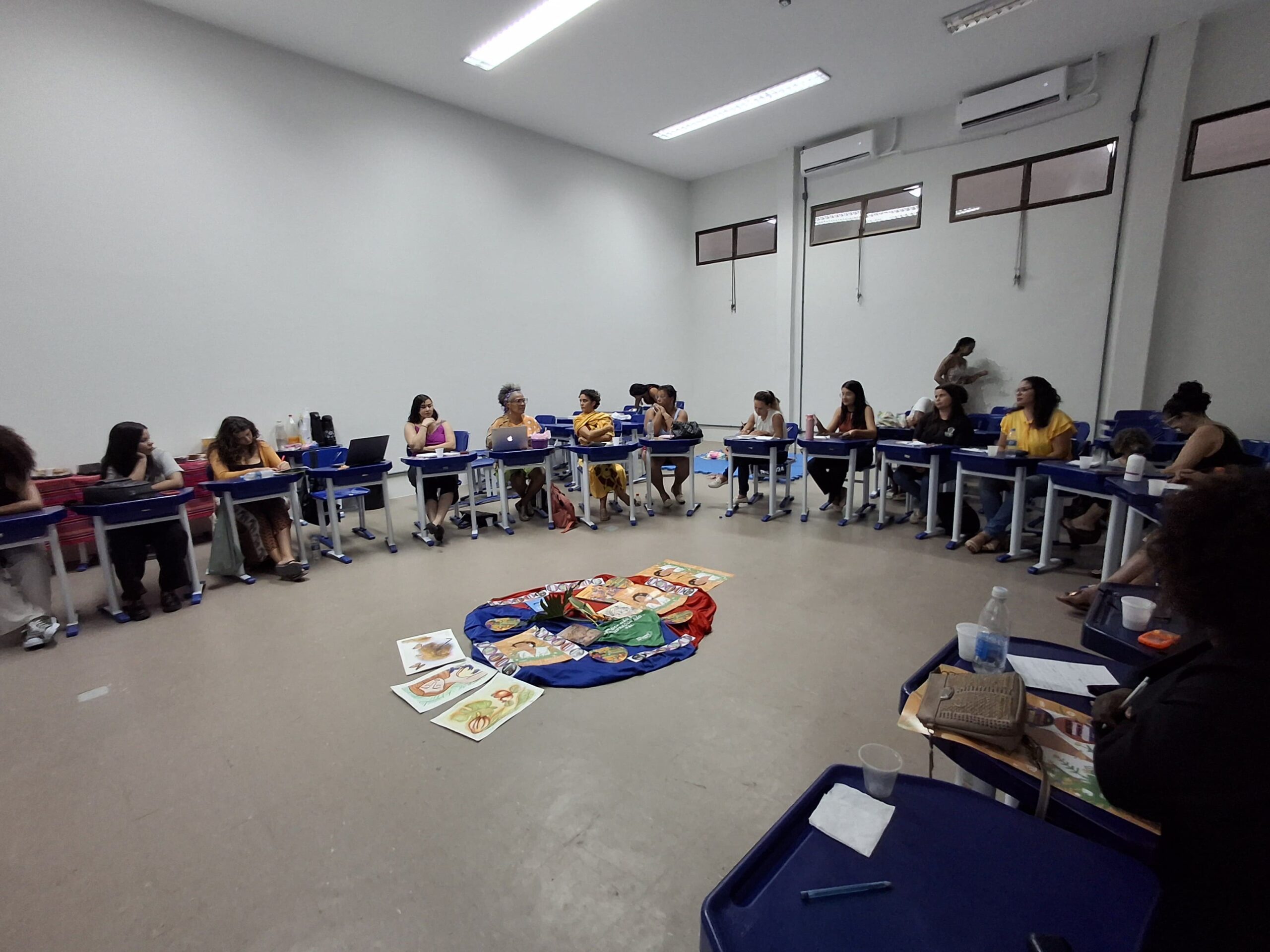 Formação sobre direitos das mulheres visa periferias de Porto Seguro